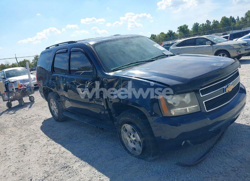 2008 Chevrolet Tahoe LT (VIN 1GNFK13018J101762) main photo