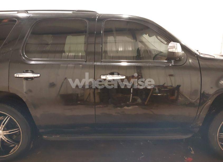 Photo 13 of 2008 Chevrolet Tahoe LTZ (VIN 1GNFK13018J107268)