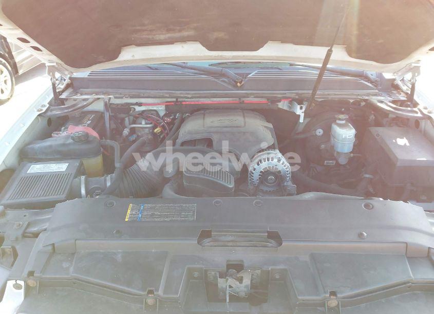 Photo 10 of 2008 Chevrolet Tahoe LT (VIN 1GNFK13018J183220)