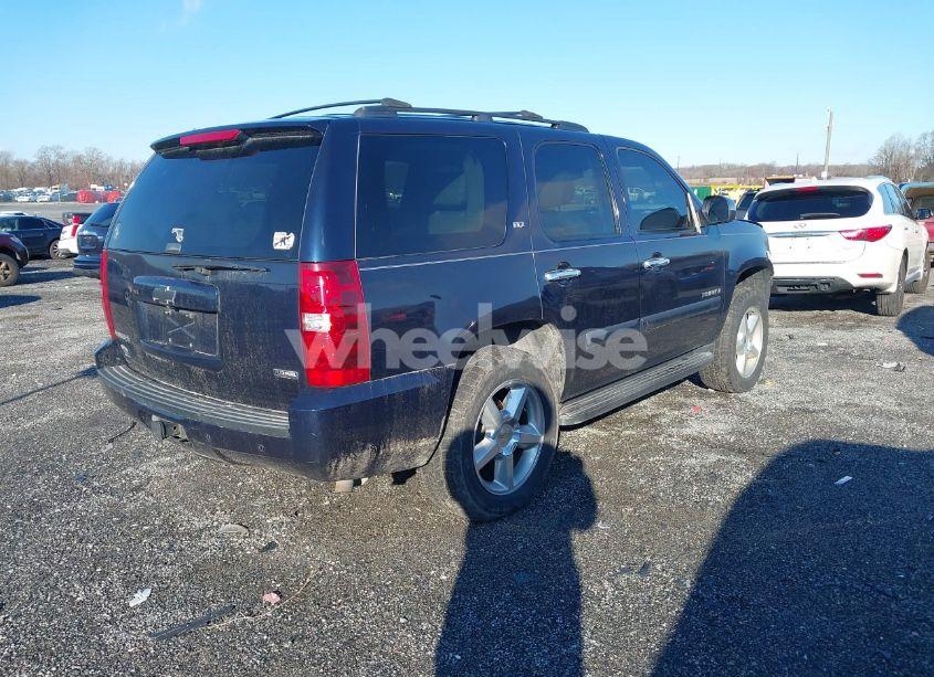 Photo 4 of 2008 Chevrolet Tahoe LTZ (VIN 1GNFK13018J237874)