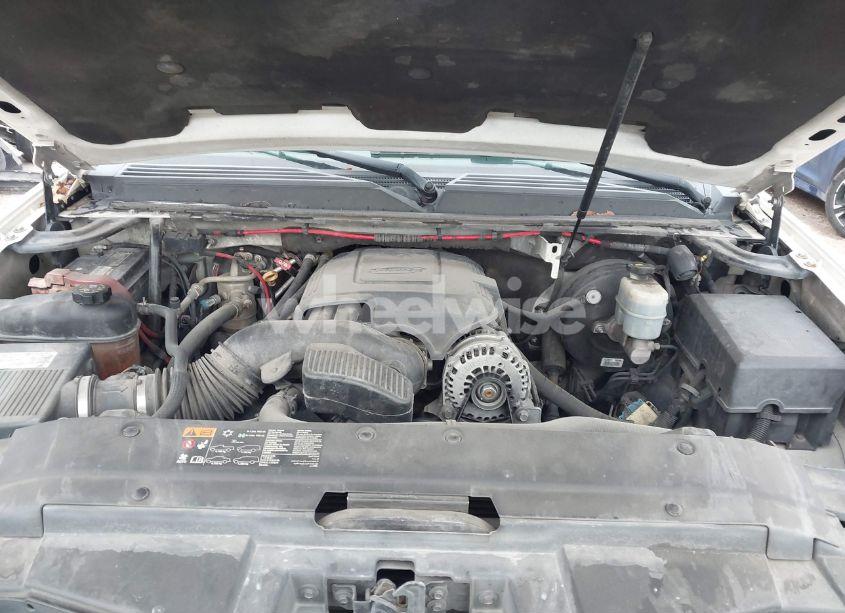 Photo 10 of 2008 Chevrolet Tahoe LTZ (VIN 1GNFK13018R177922)