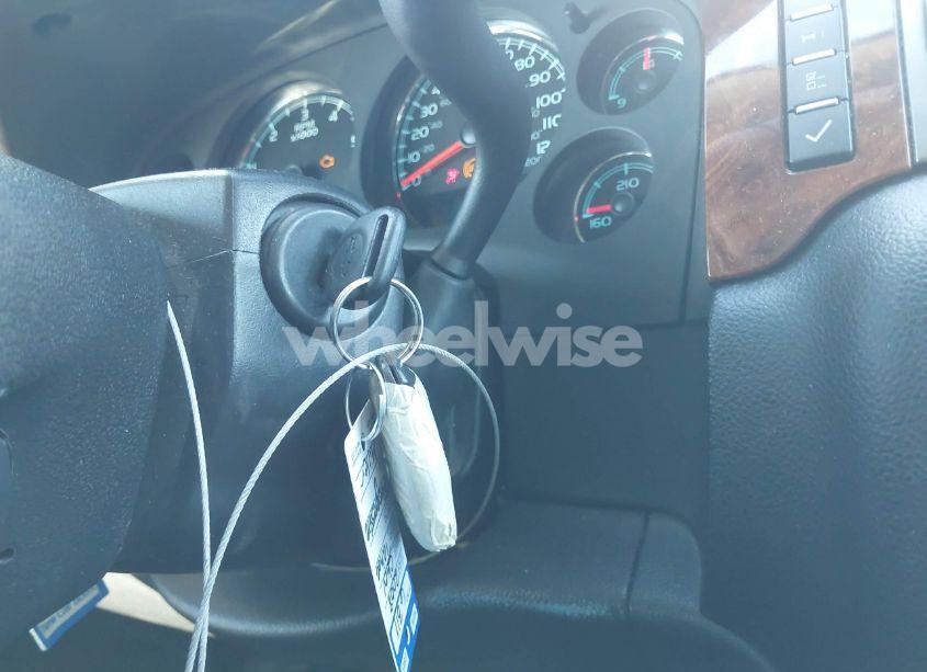 Photo 11 of 2008 Chevrolet Tahoe LTZ (VIN 1GNFK13018R178472)