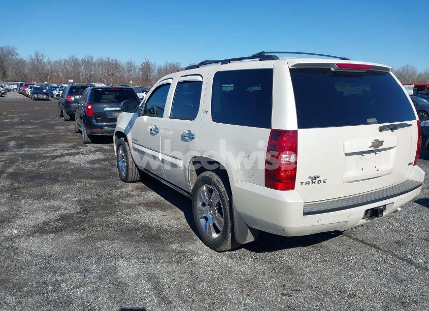 Photo 3 of 2008 Chevrolet Tahoe LTZ (VIN 1GNFK13018R178472)
