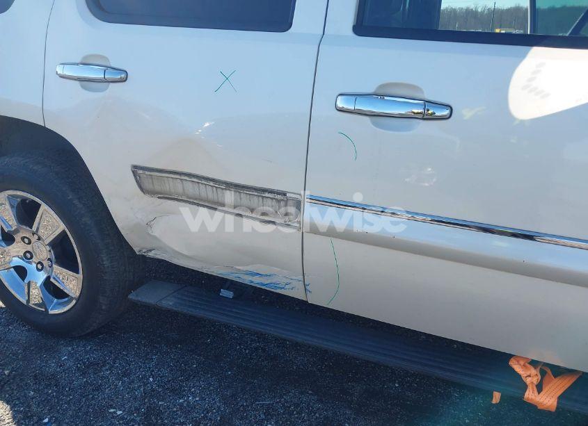 Photo 6 of 2008 Chevrolet Tahoe LTZ (VIN 1GNFK13018R178472)