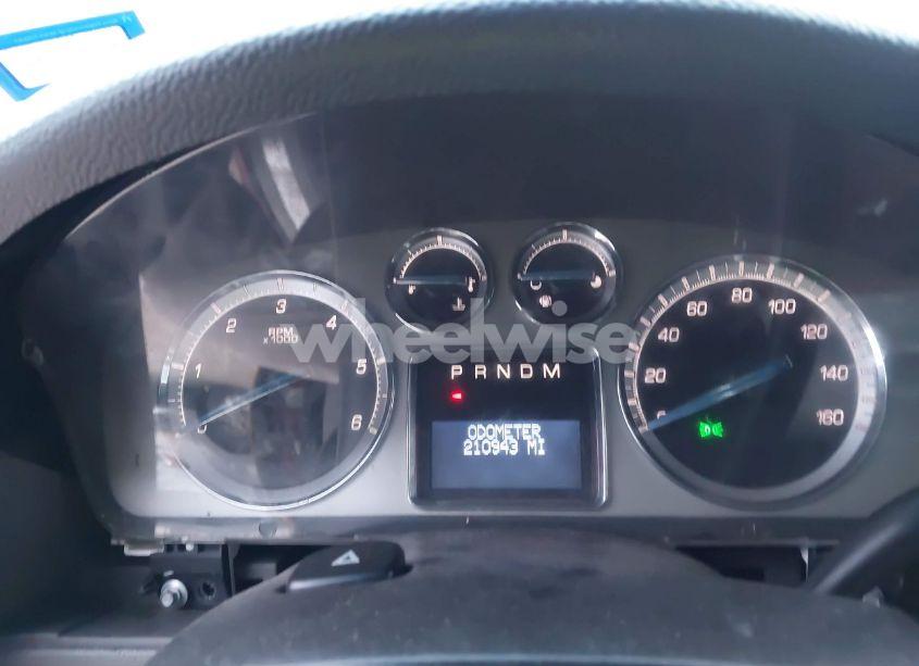 Photo 7 of 2008 Chevrolet Tahoe LT (VIN 1GNFK13018R267880)