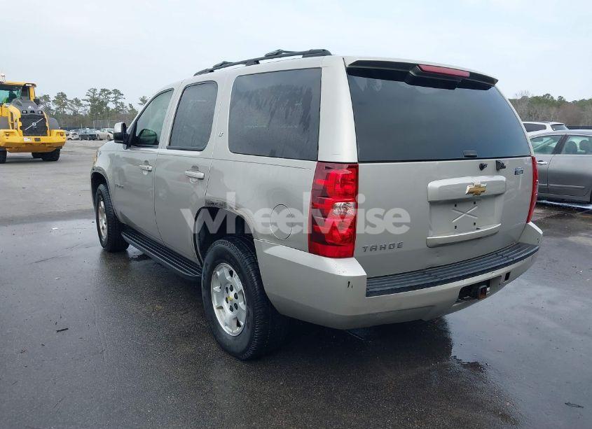 Photo 3 of 2007 Chevrolet Tahoe LT (VIN 1GNFK13027J104183)