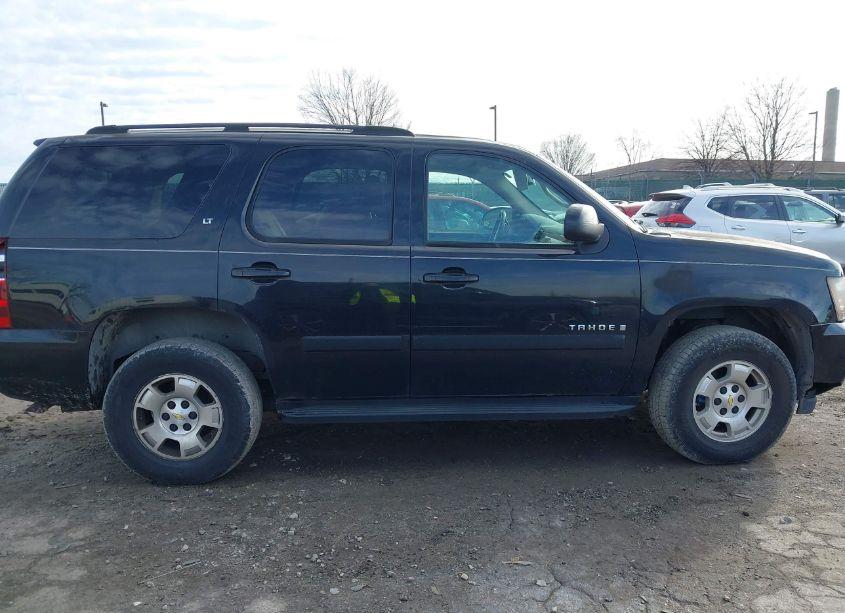 Photo 13 of 2007 Chevrolet Tahoe LT (VIN 1GNFK13027J121047)