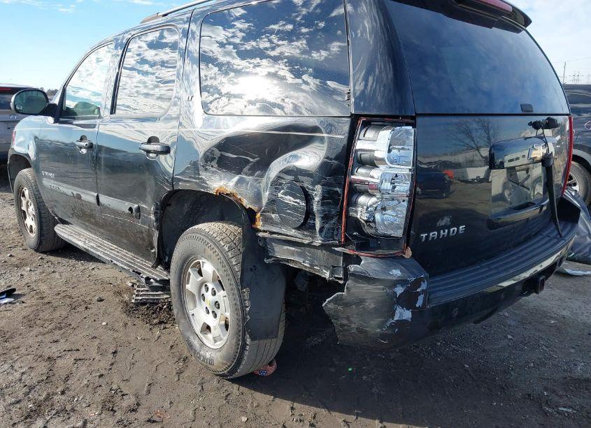 Photo 6 of 2007 Chevrolet Tahoe LT (VIN 1GNFK13027J121047)
