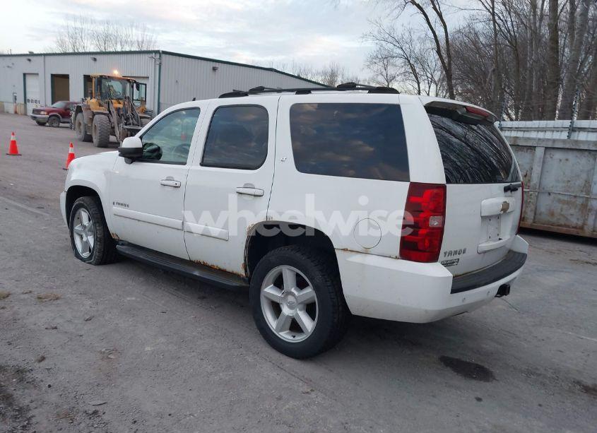 Photo 3 of 2007 Chevrolet Tahoe LT (VIN 1GNFK13027J272356)