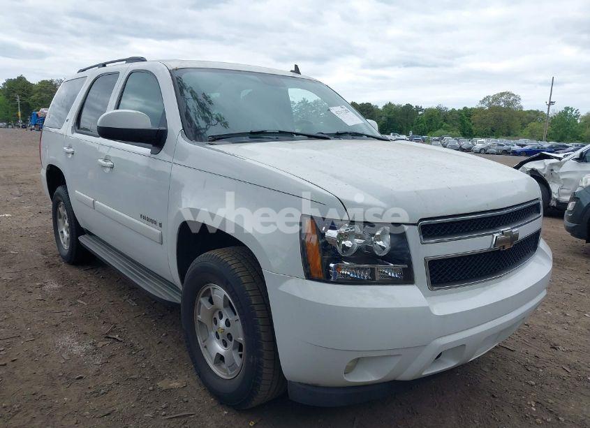 2007 Chevrolet Tahoe LT (VIN 1GNFK13027J364583) main photo