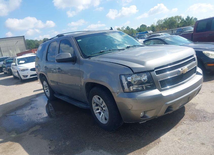 2007 Chevrolet Tahoe LTZ (VIN 1GNFK13027R173618) main photo