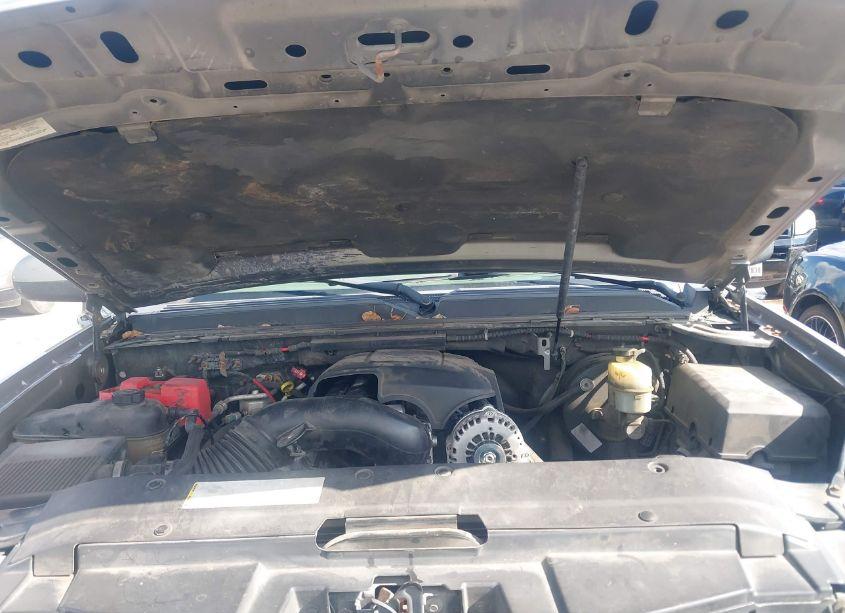 Photo 10 of 2007 Chevrolet Tahoe LTZ (VIN 1GNFK13027R173618)