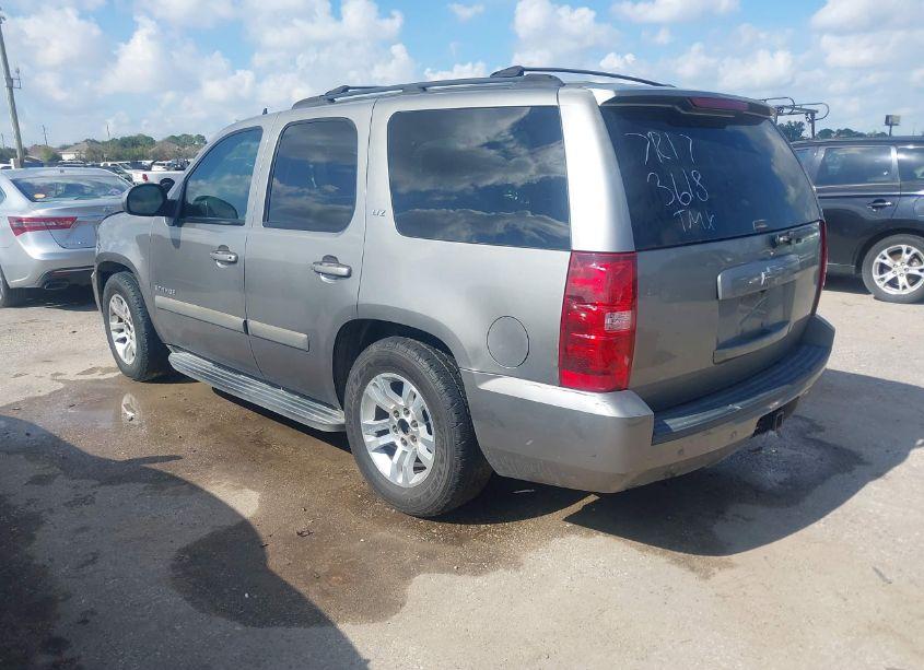 Photo 3 of 2007 Chevrolet Tahoe LTZ (VIN 1GNFK13027R173618)