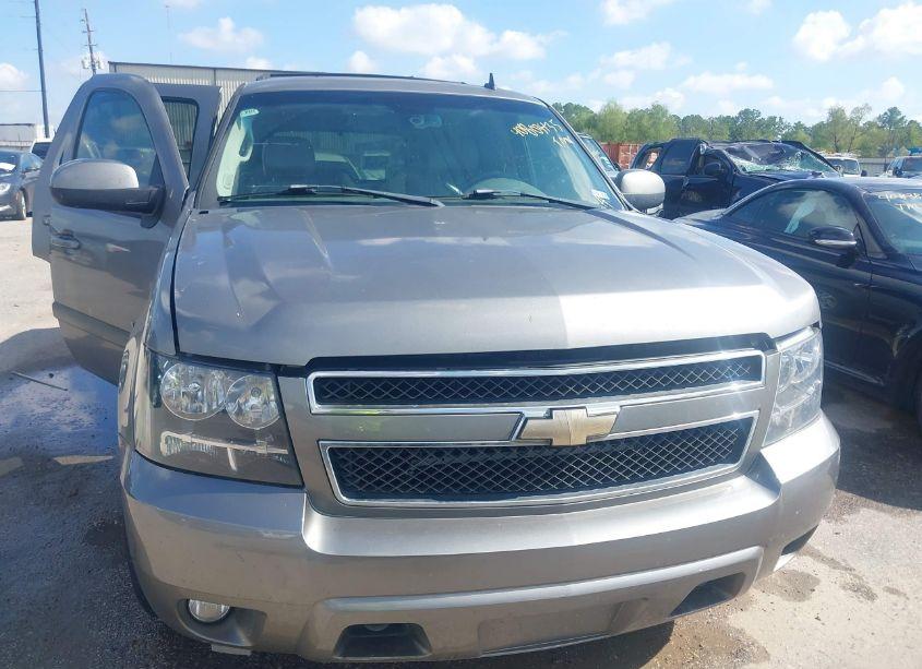 Photo 6 of 2007 Chevrolet Tahoe LTZ (VIN 1GNFK13027R173618)