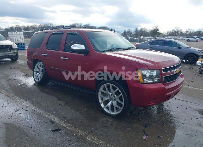 2007 Chevrolet Tahoe LTZ (VIN 1GNFK13027R190564) main photo