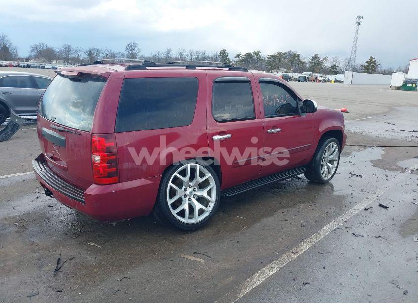 Photo 4 of 2007 Chevrolet Tahoe LTZ (VIN 1GNFK13027R190564)