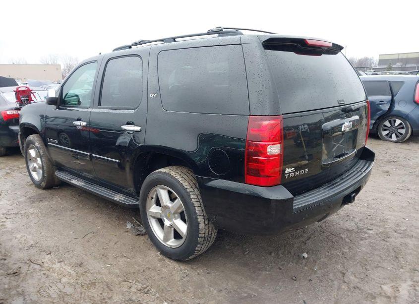 Photo 3 of 2007 Chevrolet Tahoe LTZ (VIN 1GNFK13027R422063)