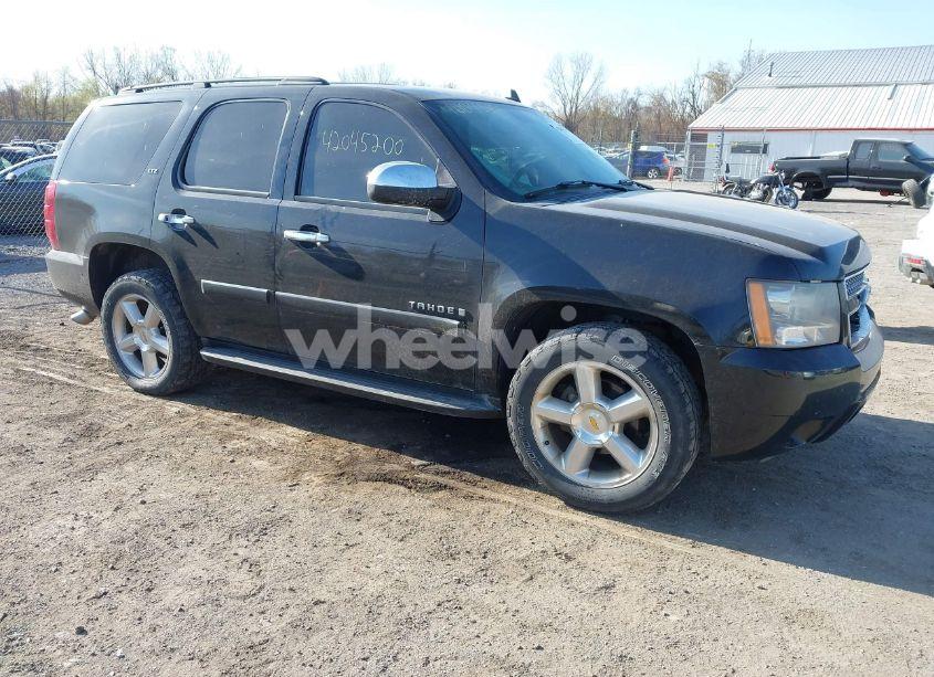 2008 Chevrolet Tahoe LTZ (VIN 1GNFK13028J126492) main photo