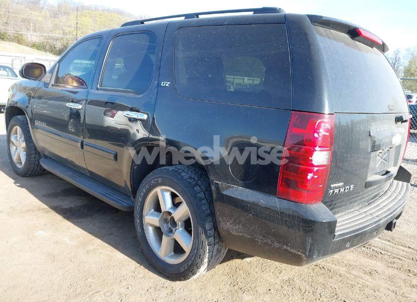 Photo 3 of 2008 Chevrolet Tahoe LTZ (VIN 1GNFK13028J126492)
