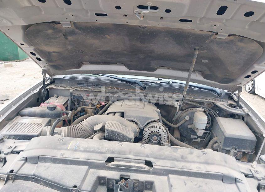 Photo 10 of 2008 Chevrolet Tahoe LTZ (VIN 1GNFK13028J228178)