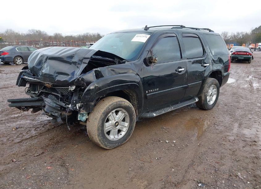 Photo 2 of 2008 Chevrolet Tahoe LT (VIN 1GNFK13028R128874)