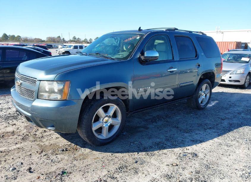 Photo 2 of 2008 Chevrolet Tahoe LTZ (VIN 1GNFK13028R189075)