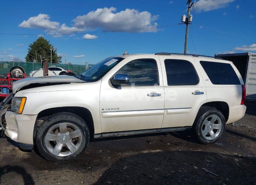 Photo 14 of 2008 Chevrolet Tahoe LTZ (VIN 1GNFK13028R200673)