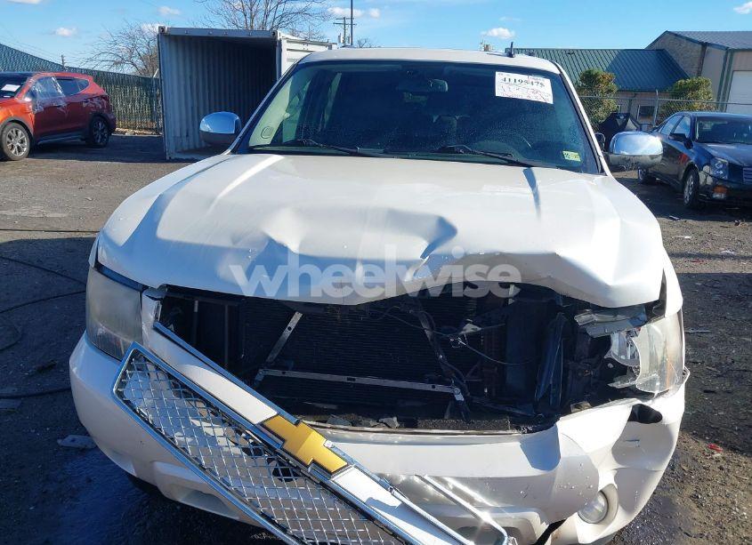 Photo 6 of 2008 Chevrolet Tahoe LTZ (VIN 1GNFK13028R200673)