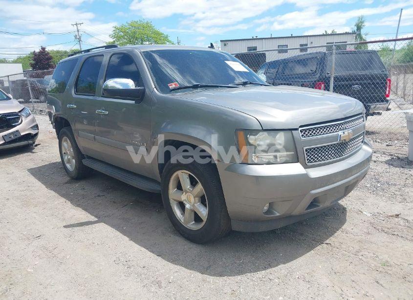 2008 Chevrolet Tahoe K1500 (VIN 1GNFK13028R263935) main photo