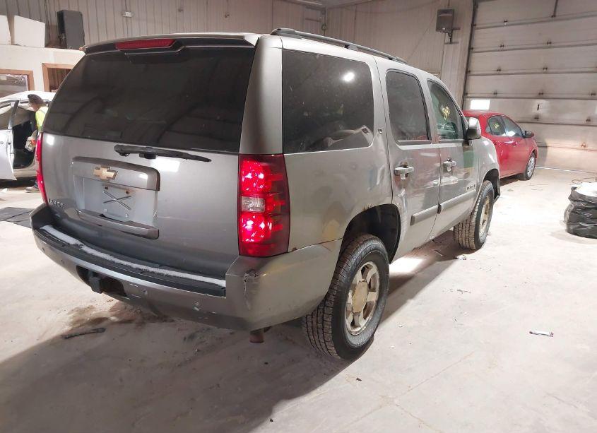 Photo 4 of 2007 Chevrolet Tahoe LT (VIN 1GNFK13037R116716)