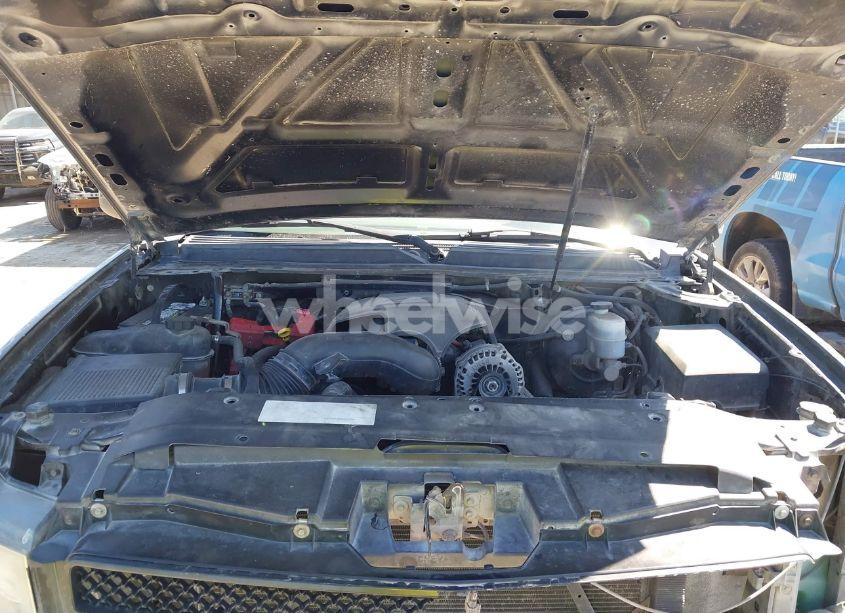 Photo 10 of 2007 Chevrolet Tahoe LTZ (VIN 1GNFK13037R209073)