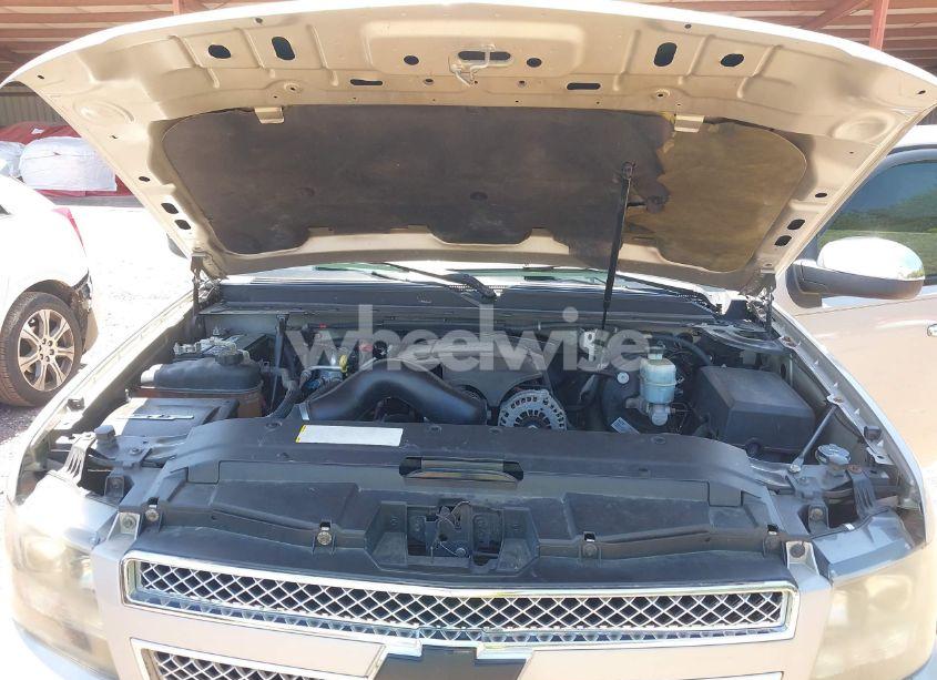 Photo 10 of 2007 Chevrolet Tahoe LTZ (VIN 1GNFK13037R265384)