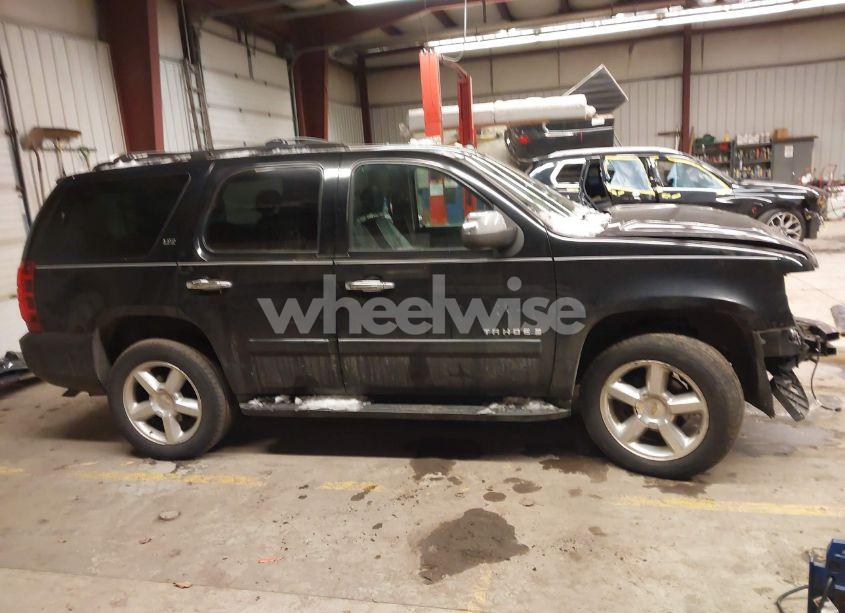 Photo 14 of 2007 Chevrolet Tahoe LTZ (VIN 1GNFK13037R313529)