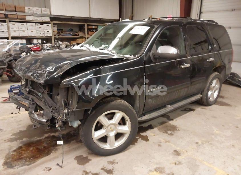 Photo 2 of 2007 Chevrolet Tahoe LTZ (VIN 1GNFK13037R313529)