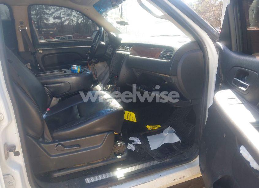 Photo 5 of 2007 Chevrolet Tahoe COMMERCIAL FLEET (VIN 1GNFK13037R341444)