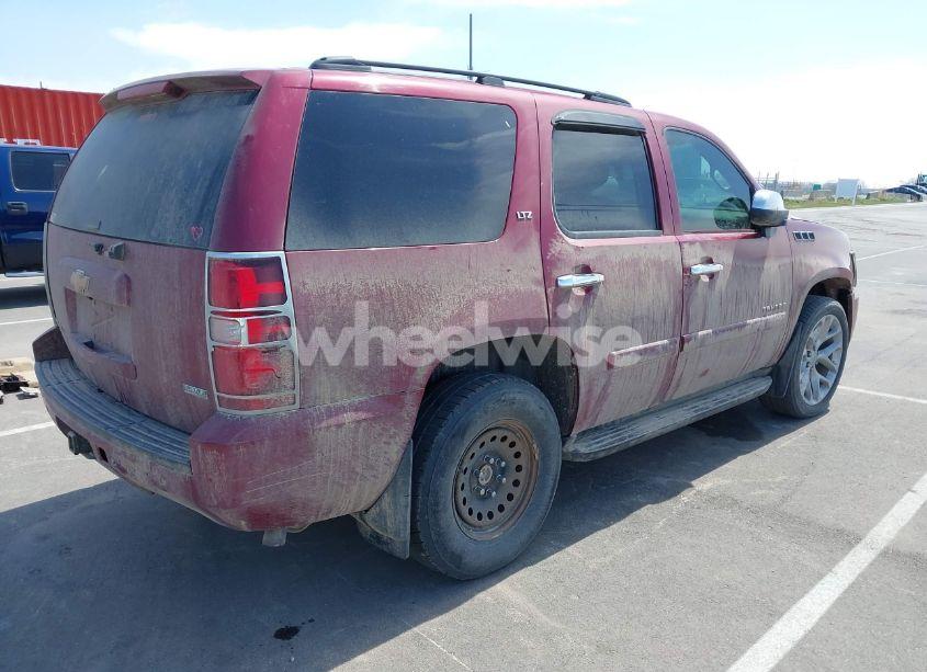 Photo 4 of 2007 Chevrolet Tahoe LTZ (VIN 1GNFK13037R404722)
