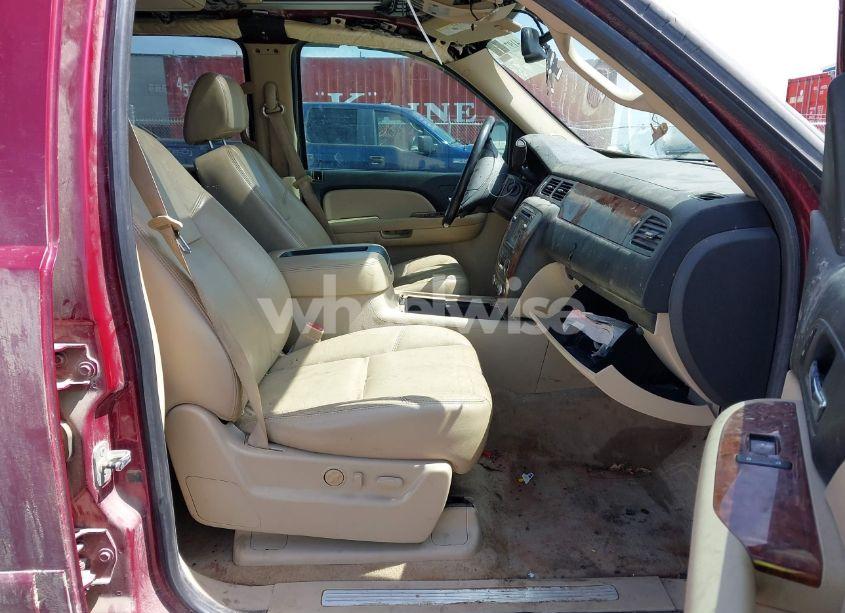 Photo 5 of 2007 Chevrolet Tahoe LTZ (VIN 1GNFK13037R404722)