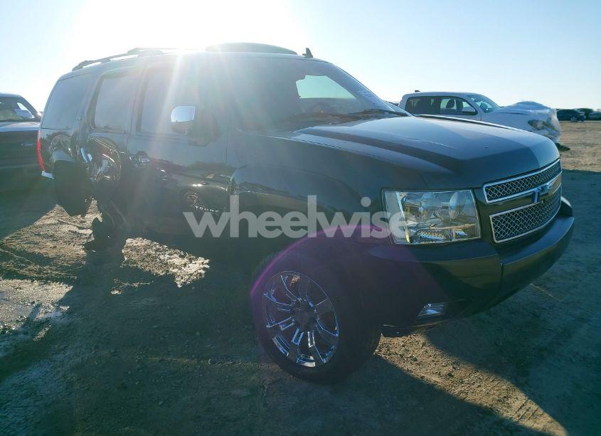 2007 Chevrolet Tahoe LT (VIN 1GNFK13037R425991) main photo