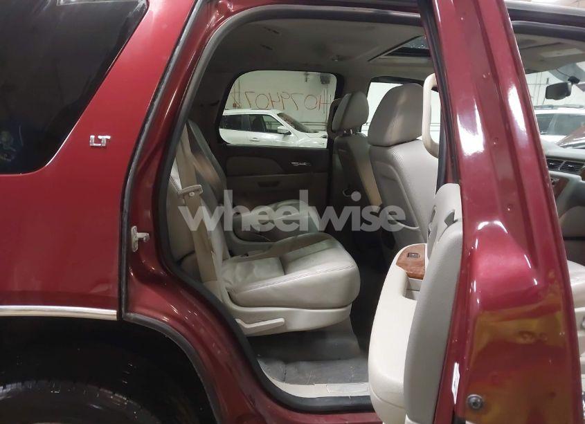 Photo 8 of 2008 Chevrolet Tahoe LT (VIN 1GNFK13038J121172)