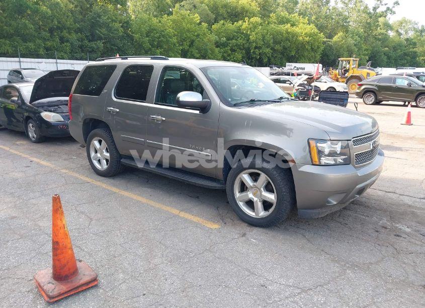 2008 Chevrolet Tahoe LT (VIN 1GNFK13038J229923) main photo