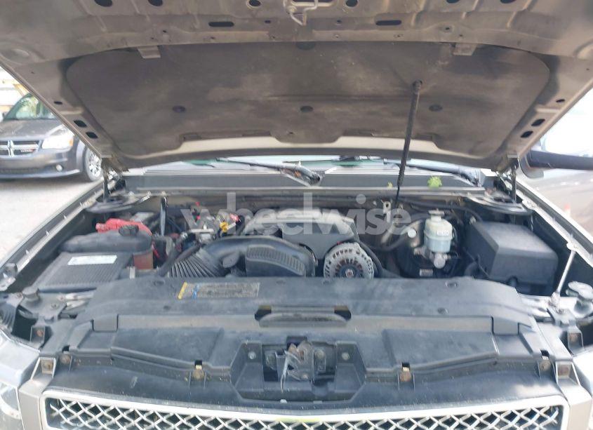 Photo 10 of 2008 Chevrolet Tahoe LT (VIN 1GNFK13038J229923)