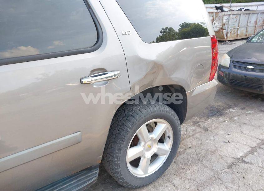 Photo 6 of 2008 Chevrolet Tahoe LT (VIN 1GNFK13038J229923)