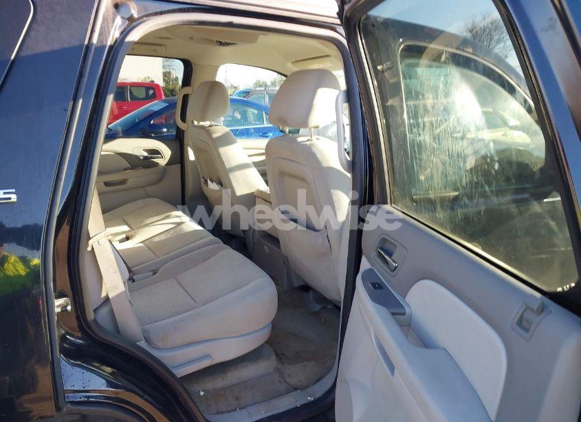 Photo 8 of 2008 Chevrolet Tahoe LS (VIN 1GNFK13038R129550)