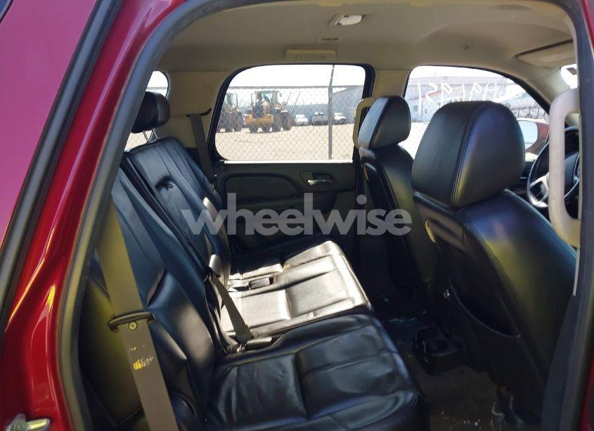 Photo 8 of 2007 Chevrolet Tahoe LT (VIN 1GNFK13047J113970)