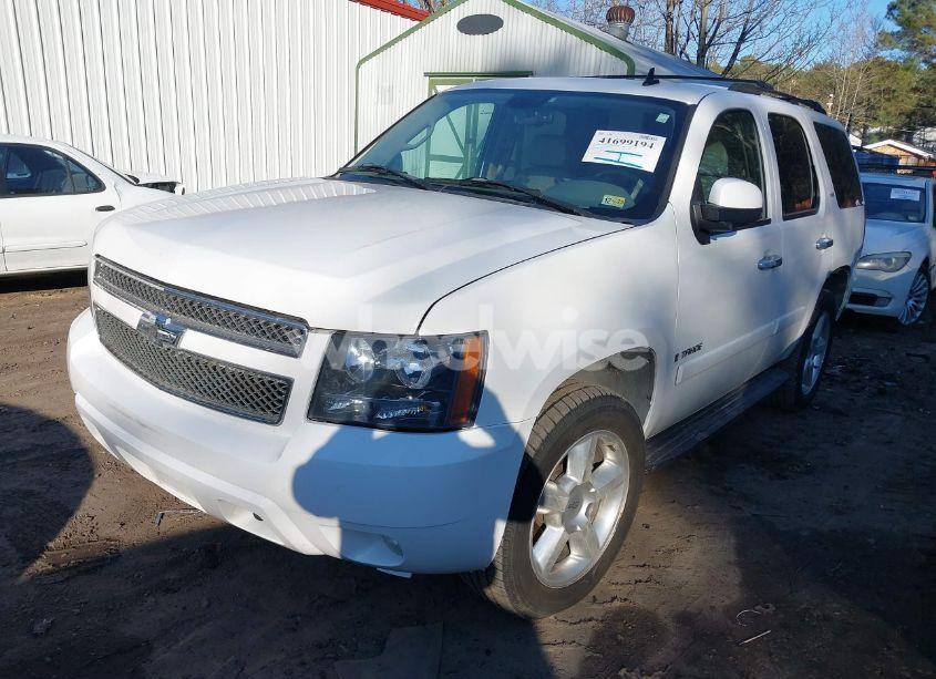 Photo 2 of 2007 Chevrolet Tahoe LTZ (VIN 1GNFK13047J226267)