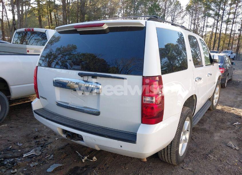 Photo 4 of 2007 Chevrolet Tahoe LTZ (VIN 1GNFK13047J226267)