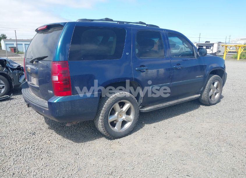 Photo 4 of 2007 Chevrolet Tahoe LT (VIN 1GNFK13047J332203)