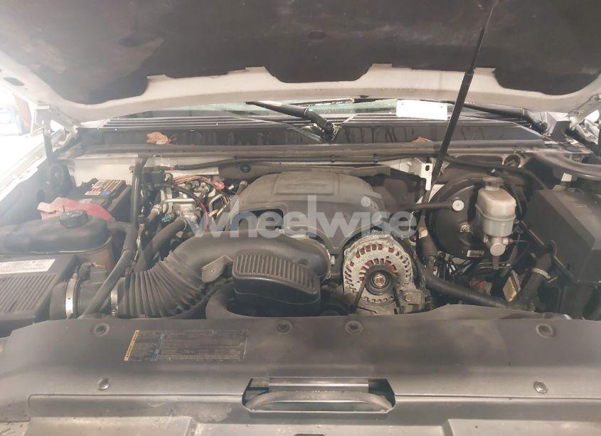 Photo 10 of 2007 Chevrolet Tahoe LTZ (VIN 1GNFK13047J352127)