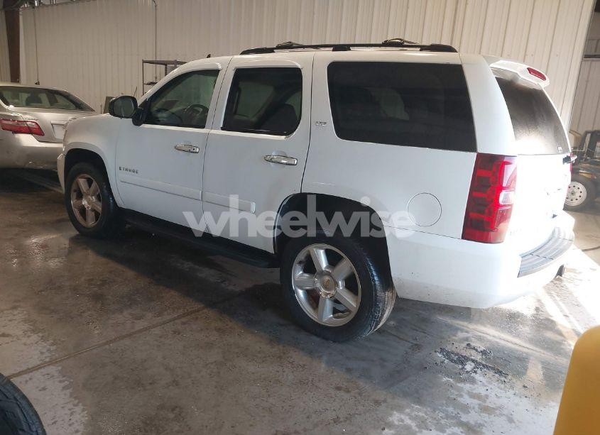 Photo 3 of 2007 Chevrolet Tahoe LTZ (VIN 1GNFK13047J352127)
