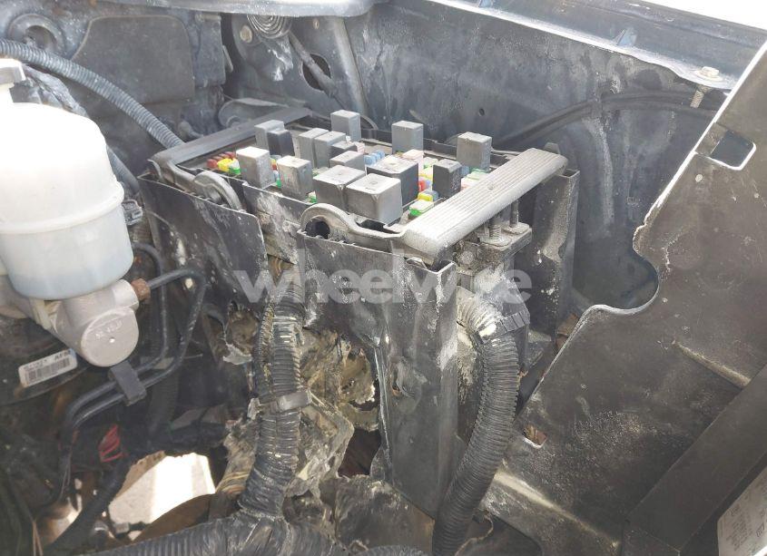 Photo 6 of 2007 Chevrolet Tahoe LTZ (VIN 1GNFK13047J374502)